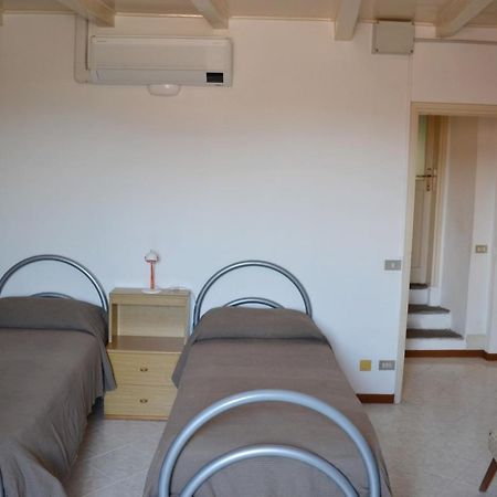 L'Antico Borgo Apartment Lesa Exterior photo