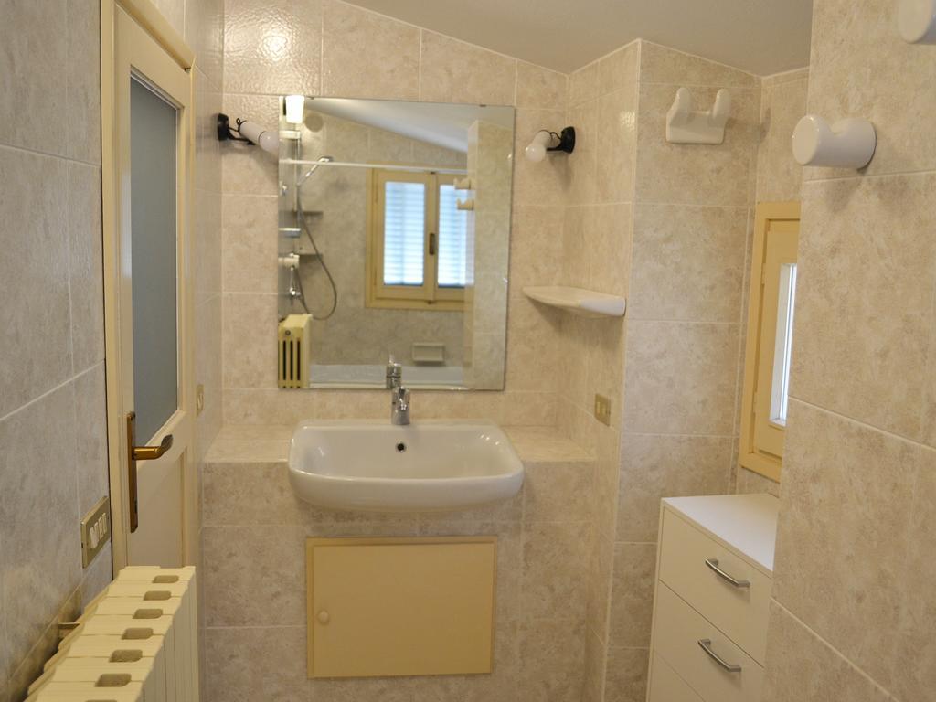 L'Antico Borgo Apartment Lesa Exterior photo