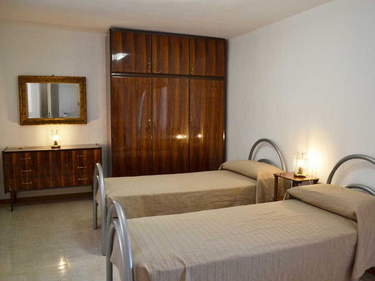L'Antico Borgo Apartment Lesa Exterior photo